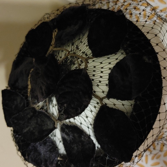 Vintage Black Pill Hat - Picture 4 of 9